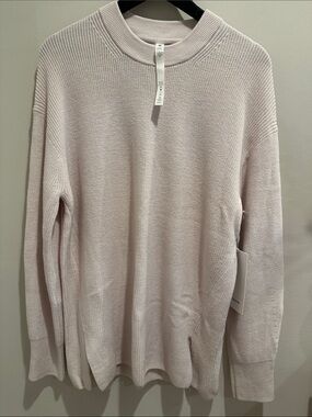 Lululemon Merino Wool-Blend Ribbed Crewneck Sweater
White Opal size 10 NWT